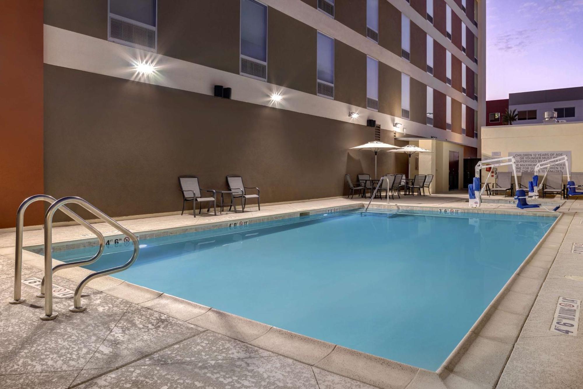 Home2 Suites By Hilton Las Vegas Southwest I-215 Curve ภายนอก รูปภาพ